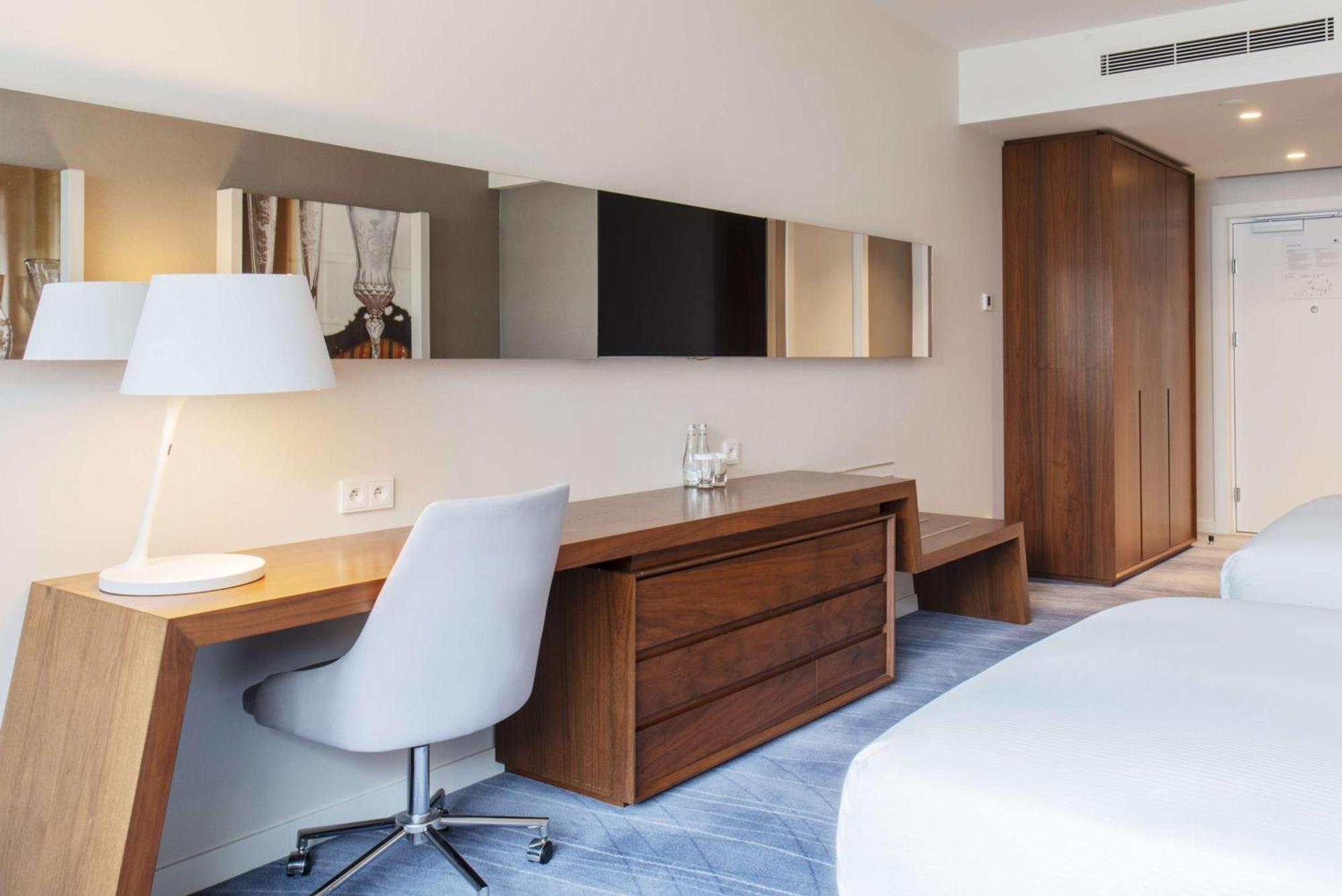 Doubletree By Hilton Hotell