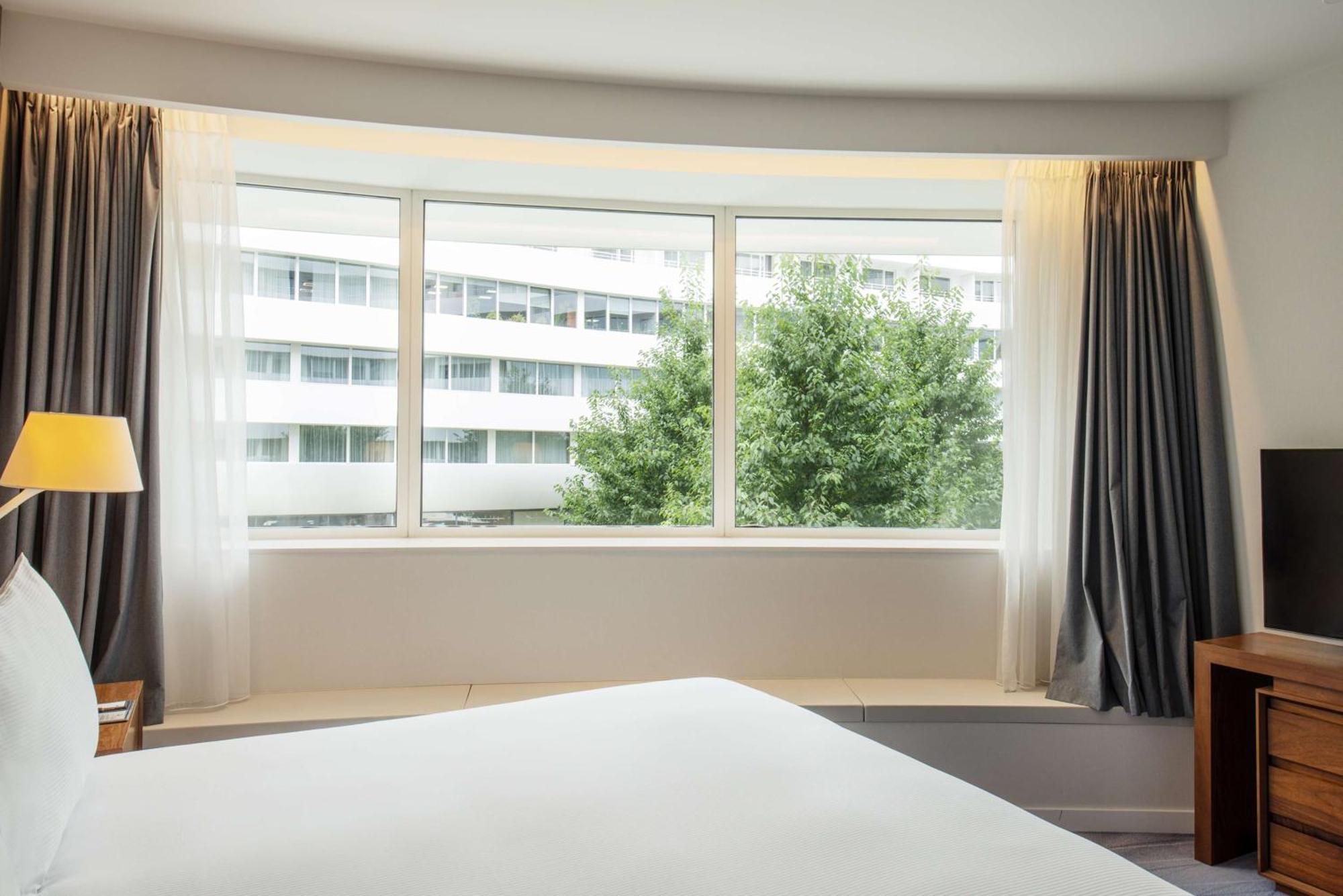 Hotell Doubletree By Hilton