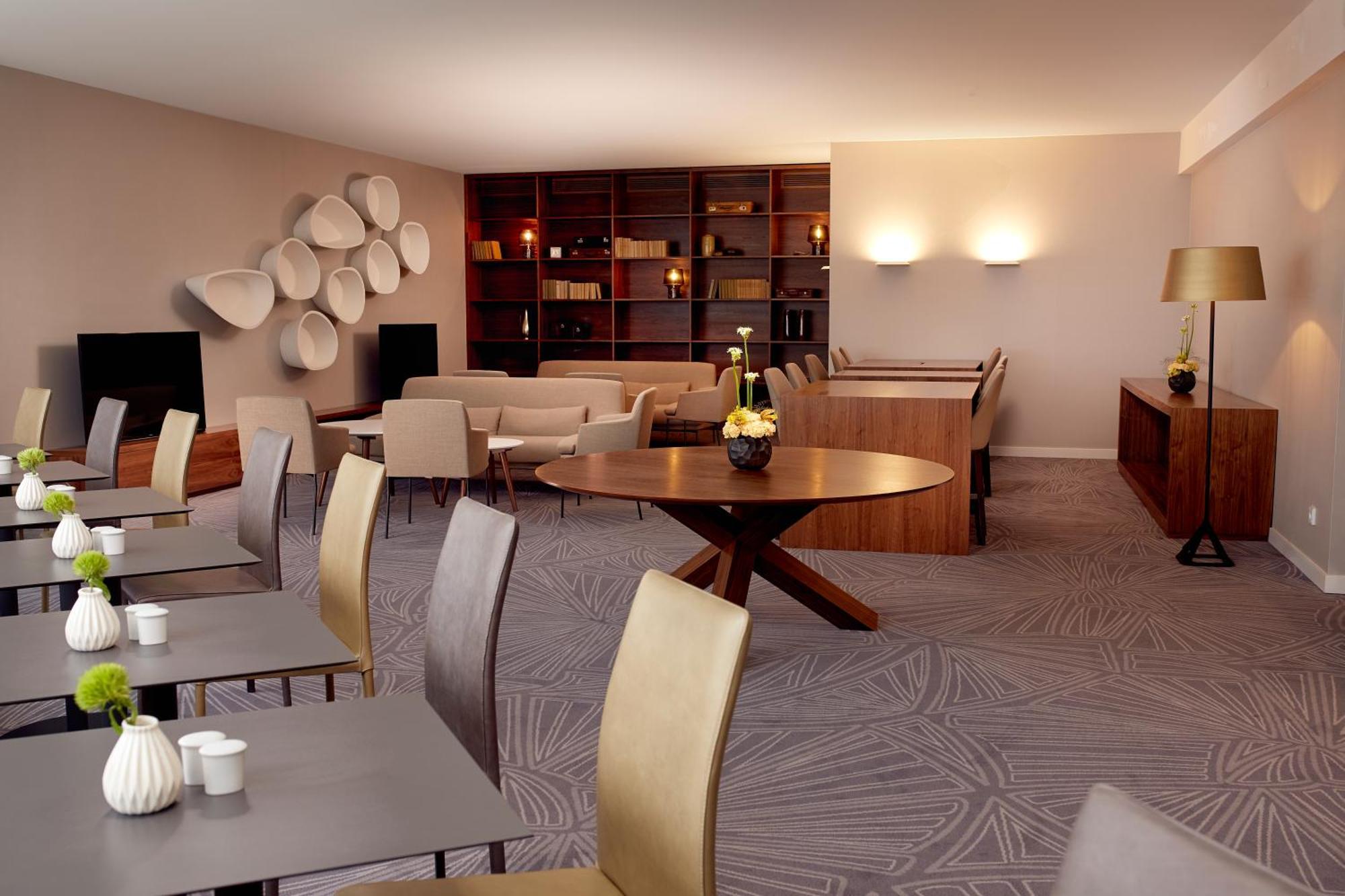 Hotel Doubletree By Hilton Breslau